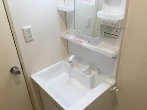 オークタウン B206号-3