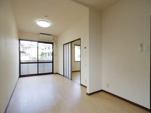 メゾンドール兼平 B101号-5