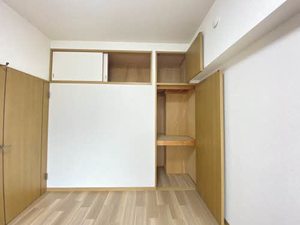 サンパレス主税町 0203号-8