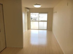 サンエステート W202号-2