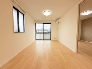 ルミエールやまだ N203号-1