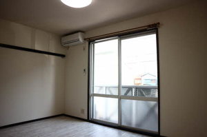 エクレール京田 B201号-2