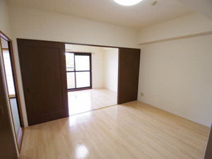 アーバンシート高蔵 0602号-2