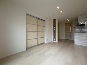 ルミエール B203号-3