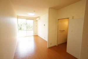 アメニティ亀山Ⅱ D102号-4