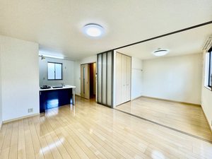 Ｃｏｎｆａｒ　Ｇｕｃｃｉ B102号-4