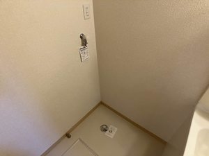 メゾンドアンソレイエ 0102号-8