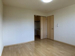 メゾンドアンソレイエ 0102号-11