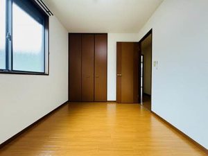 コンフォールハイツ瀬戸 C201号-6