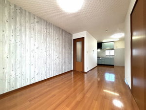 メゾン南台 A102号-2