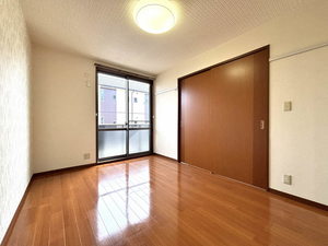 メゾン南台 A102号-7