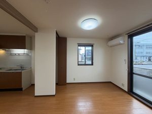 セント・エルモス M103号-3