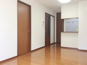 クレセールおぶせ A102号-2