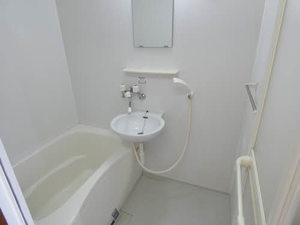 ディアス前田 A102号-2