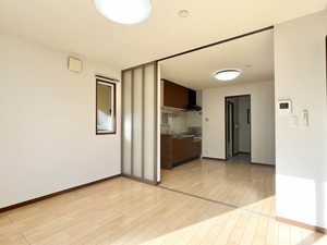 ストロベリーフィールズ A102号-4