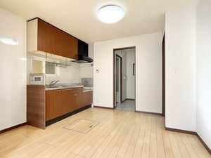 ストロベリーフィールズ A102号-5