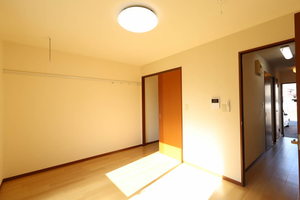 ブランシェアイリス B101号-3