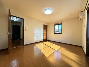 セピアコート 0101号-3