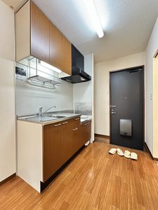 セピアコート 0101号-5