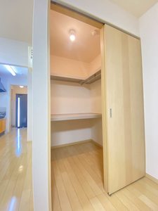 ＡＬＬＵＲＥ 0102号-8