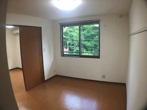 イストワ－ル B202号-6