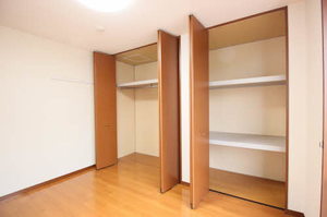 ピアチェーレ B202号-9