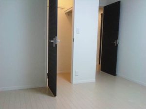 シャーメゾン柿田川 0101号-4