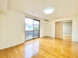 ヴィラ・アイリス A202号-2