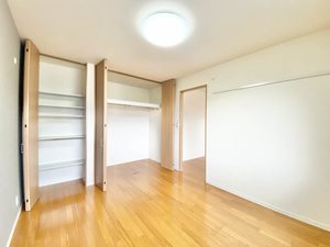 ヴィラ・アイリス A202号-8