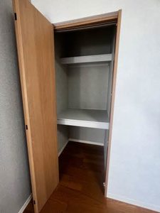 ヴィラ・アイリス B102号-9