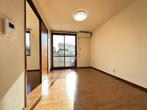 サウスシャトー B102号-3