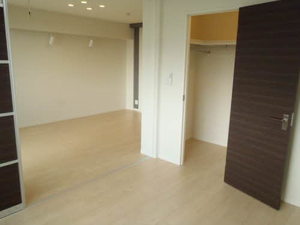 ウェルデンス上所島　弐番館 2303号-5