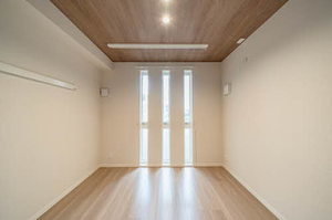 ロンドヴェルチュ川名 0301号-8