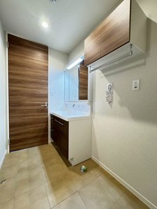 ＢＥＲＥＯ　ＯＩＷＡ 0102号-8