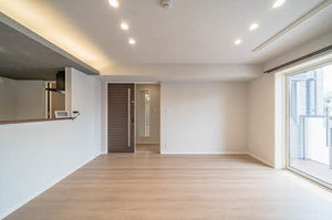 リオリエント三里 0103号-3