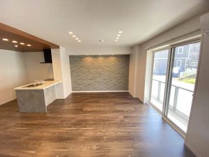 Ｔ‘Ｓ　スクエアⅡ 0101号-4