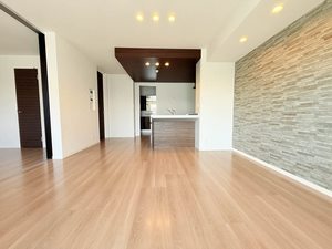 Ｔ‘Ｓ　スクエアⅡ 0202号-6