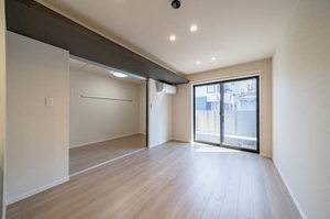 ヴィラ　シャコンヌ 0102号-3