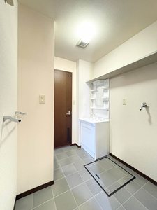 モンシェリ3番館 C101号-6