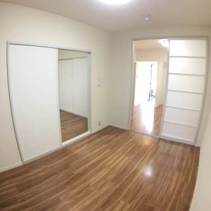 ロイヤルグリーンハイツ 0105号-2