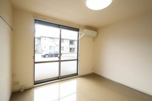 ボヌール泰山 F103号-2