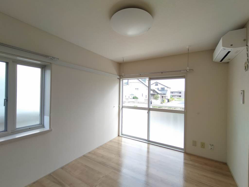 アーバングレイス B101号-5