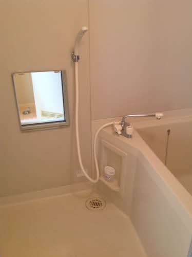 シャトーラトゥール B102号-2