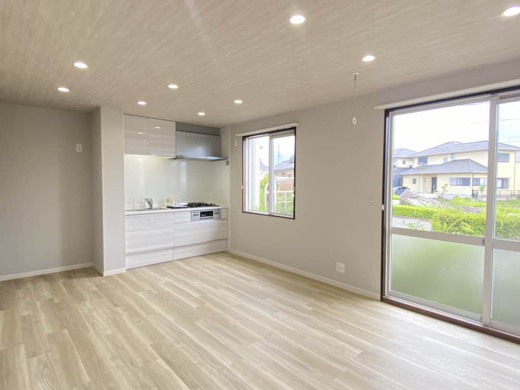 Ｔ．ＴＯＷＮパルティール C101号-3