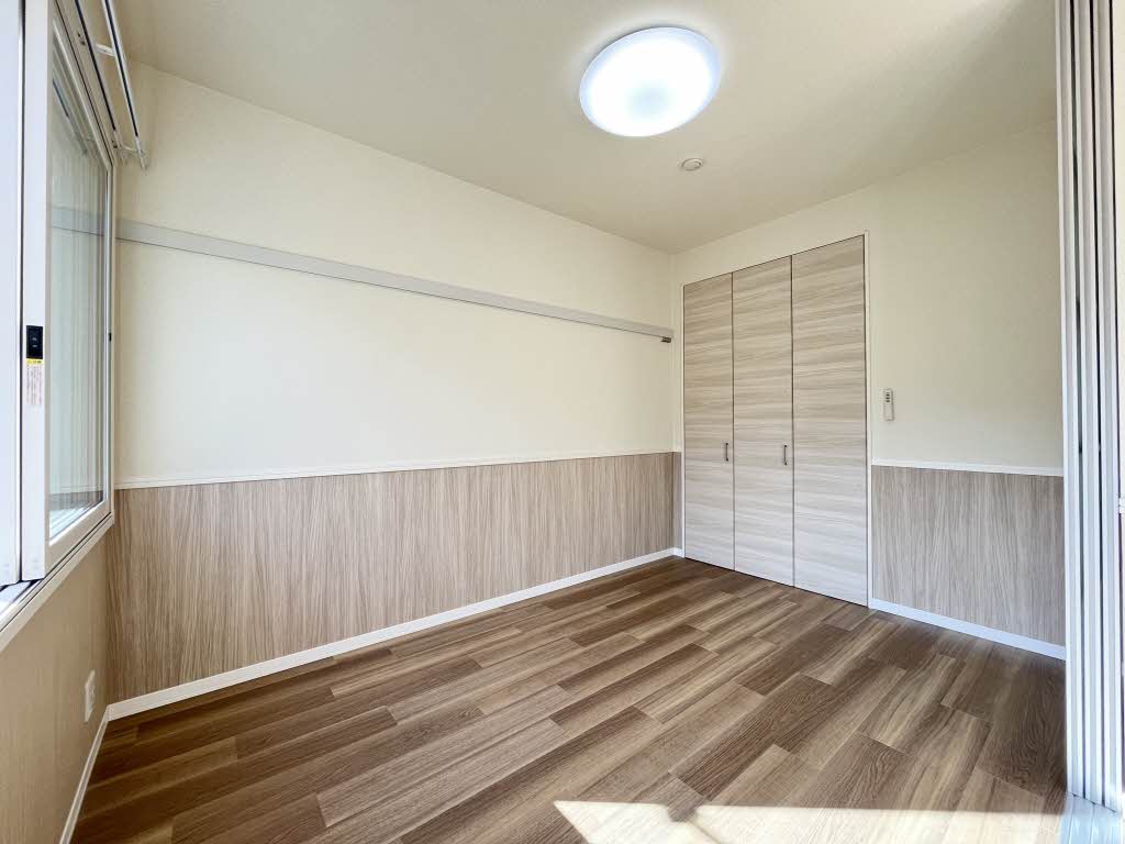 ルミエール黒田 A102号-5