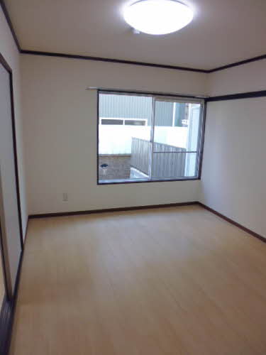 ボヌール服部 B102号-12