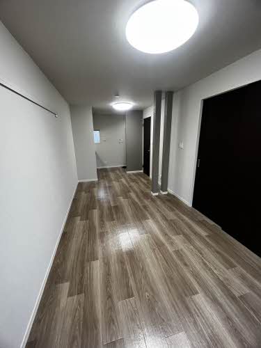 グランメール大坂 C101号-2