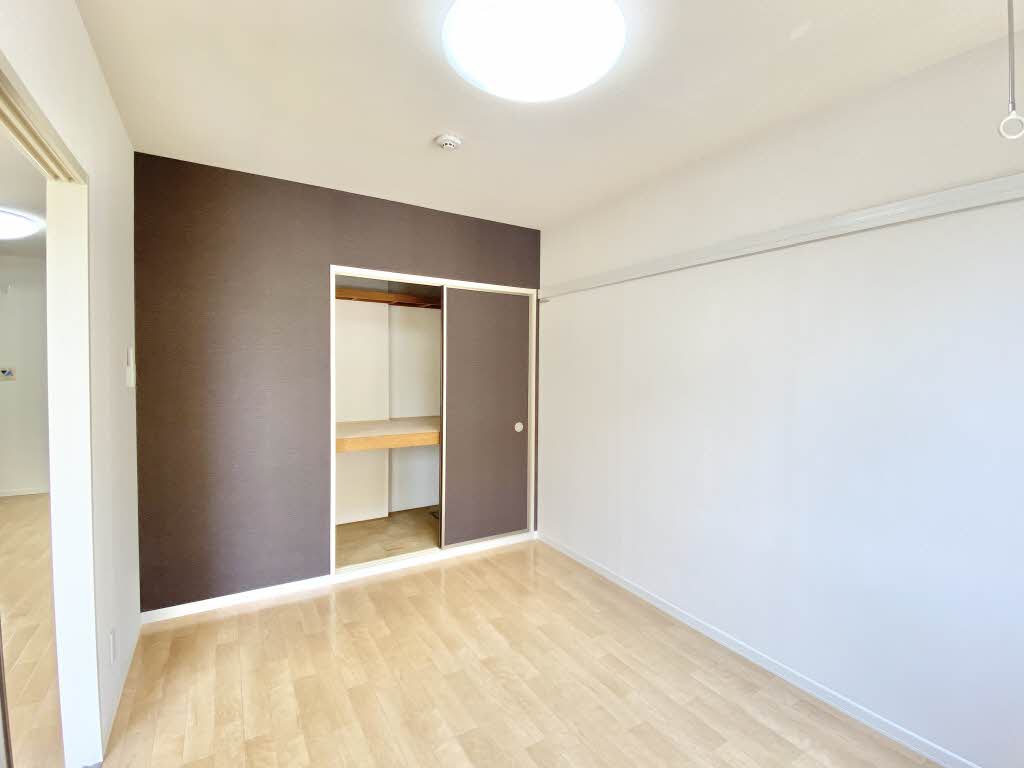 ファミール幸 D103号-11