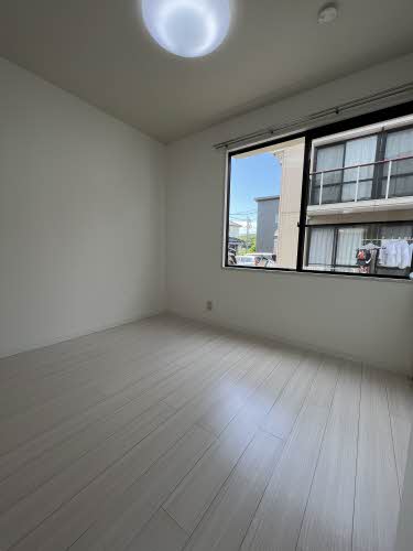 エスト山一 B101号-3