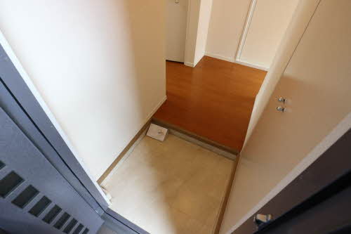 サンハイツ新川 A102号-6